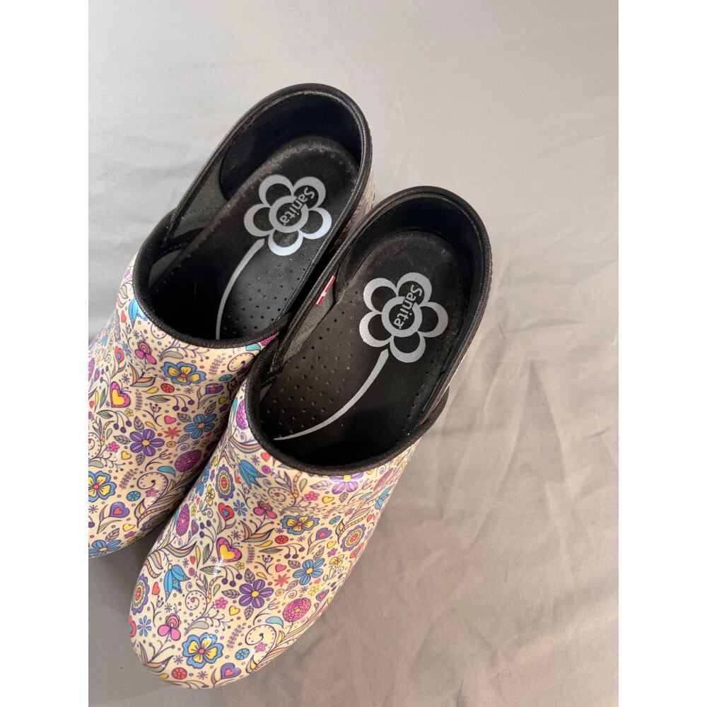 Sanita Floral Patent Leather Clogs women's size 39 - Picture 3 of 8